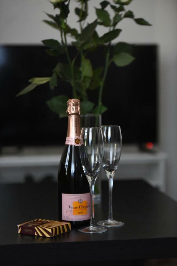 Apartman ลิฟโน ภายนอก รูปภาพ